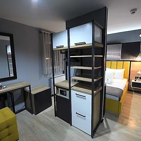 Hotel Dream House & 4*