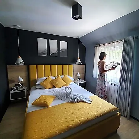 Dream House & Hotel
