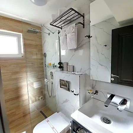 Hotel Dream House & Podgorica