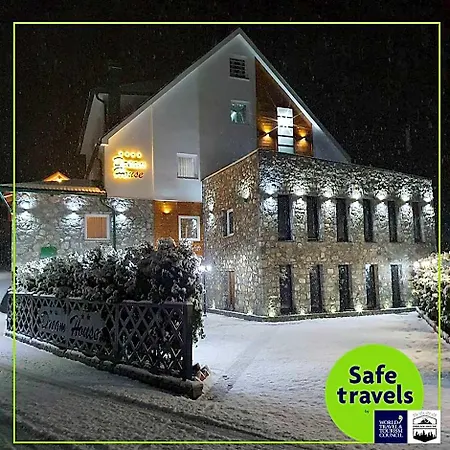 Hotel Dream House & 4*